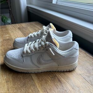 Nike dunk low phantom bone